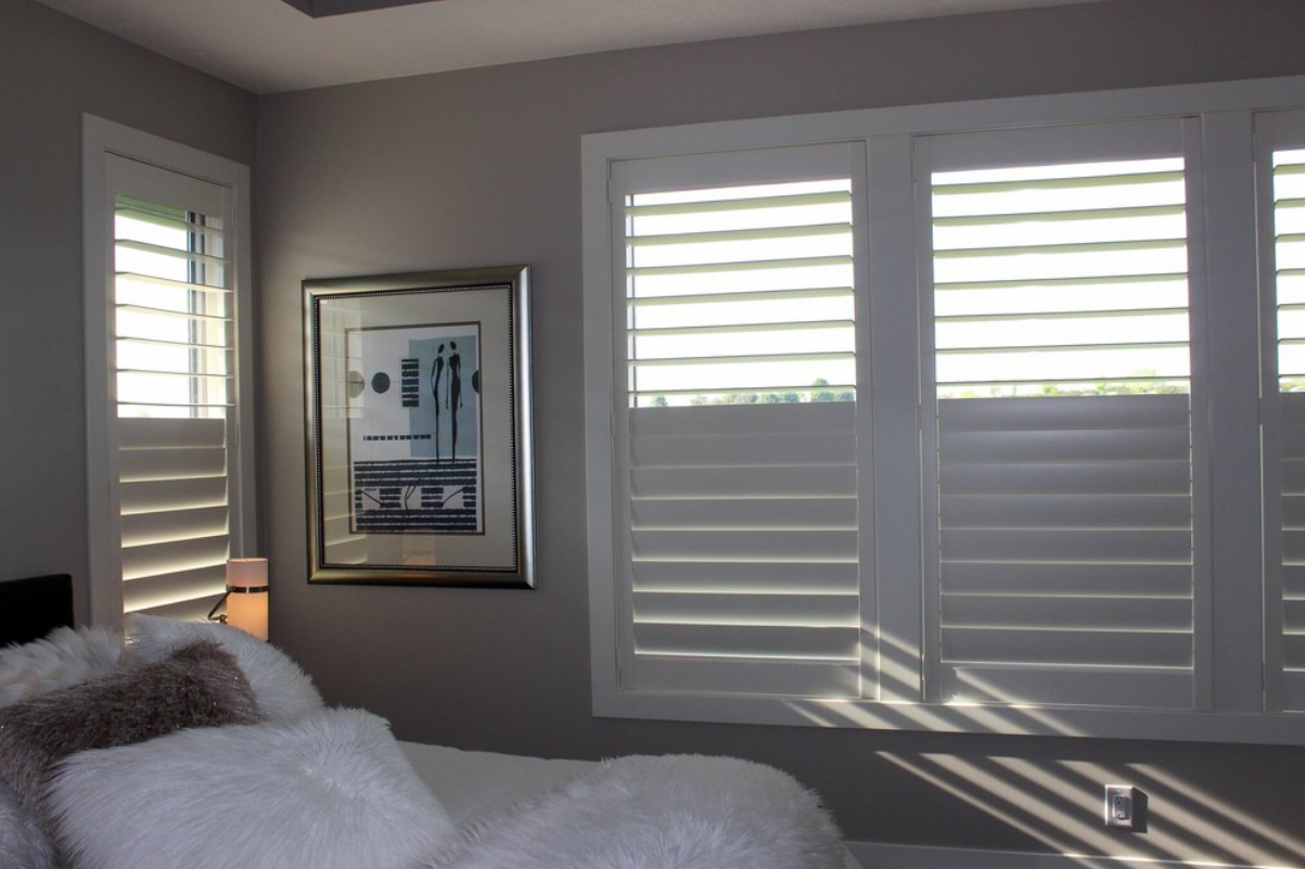 Easy-to-clean window treatments